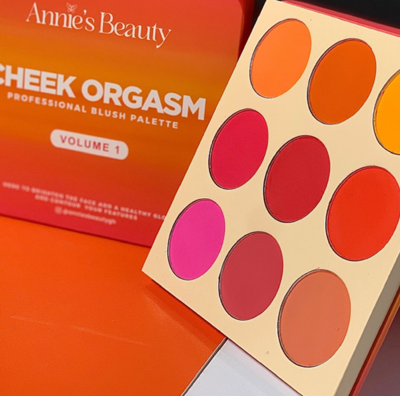 ANNIE’S BEAUTY - CHEEK ORGASM